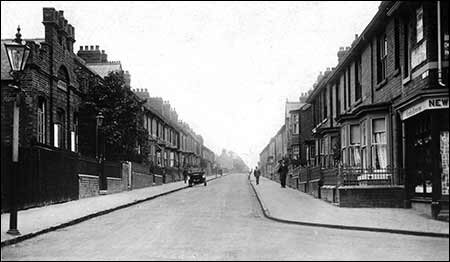 Queen Street in the 1920s